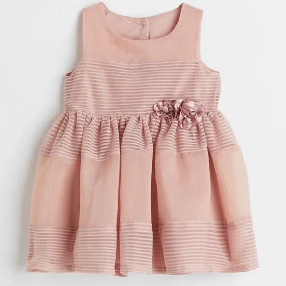 Like New H&M Baby Floral Dress in Light Pink Size 12M